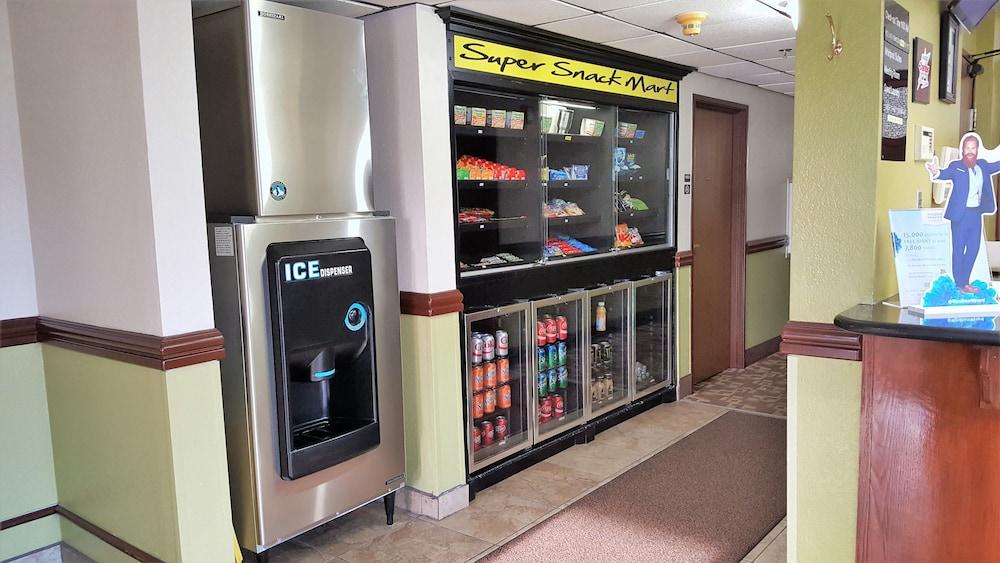 Hotel Super 8 By Wyndham Tx 2*