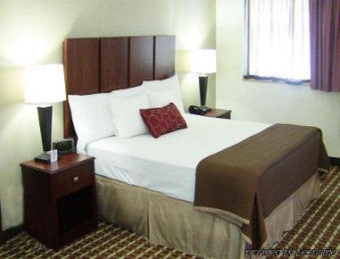 Hotel Super 8 By Wyndham Tx Harlingen